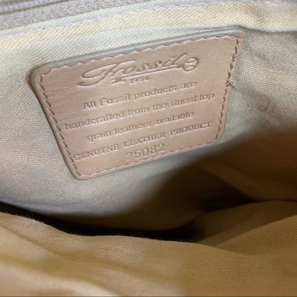 Fossil Straw Weave Shoulder Bag - Picture 5 of 7